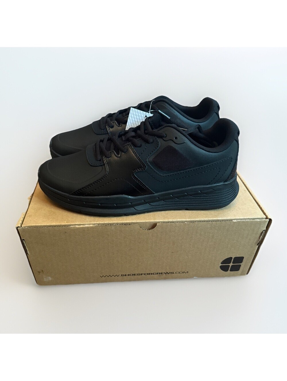 New In Box Shoes For Crews Black Leather Falcon III Women’s 11 Wide Work Shoe